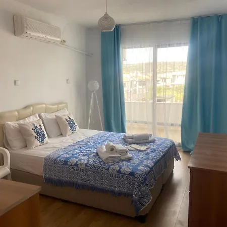 Deniz Kizi Hotel Çeşme