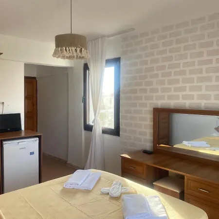 Deniz Kizi Hotel Çeşme