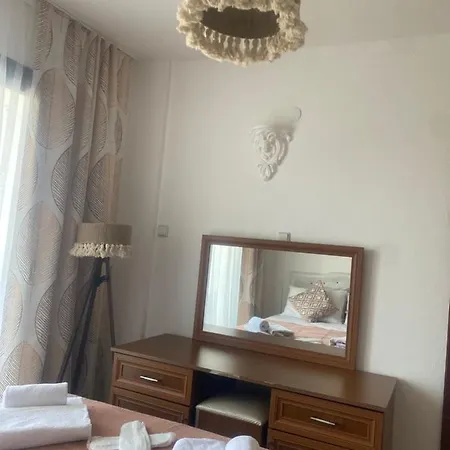 Deniz Kizi Szálloda *