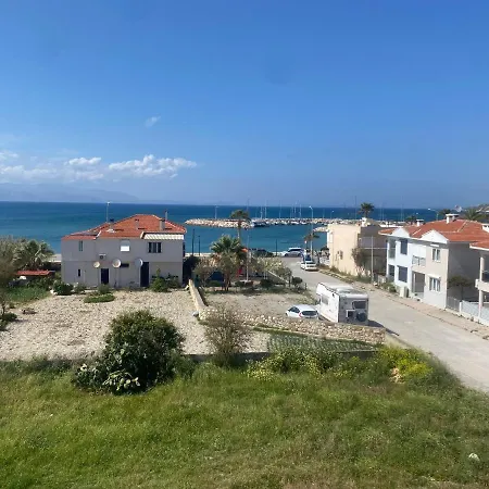 Deniz Kizi Szálloda *